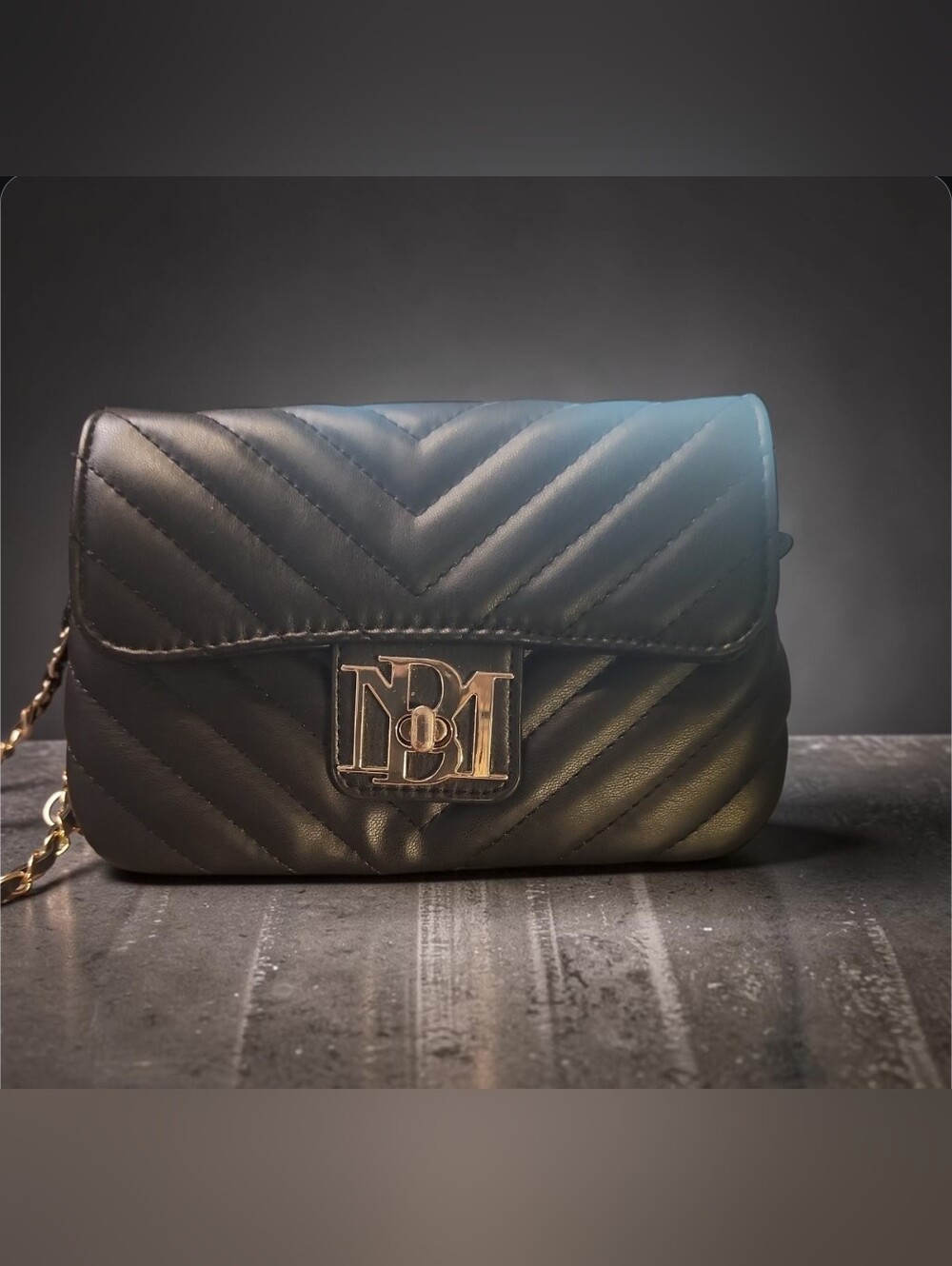 Badgley Mischka Quilted Flap Phone Crossbody with Gold Logo - Picture 2 of 7